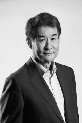 Stylish and classic black and white corporate headshots for senior executives