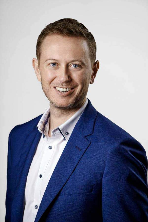Corporate headshot photographer Singapore — Matthew Zwolenski, Director Google Cloud Australia NZ Presales, singapore corporate portrait photography