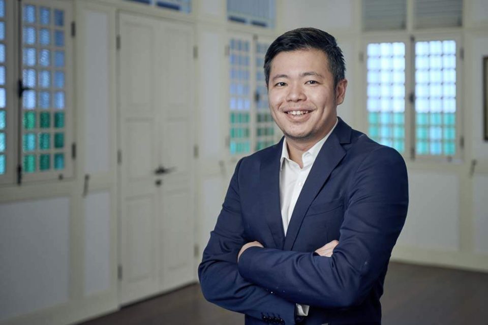 Professional corporate portrait photoshoot for environmental business head shot of Warner Bros — corporate portrait photographer singapore